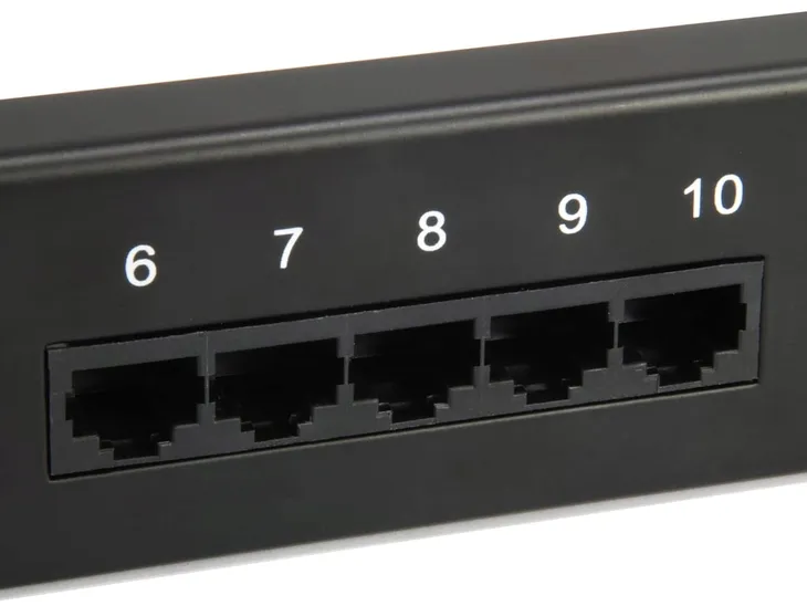 equip-125298-panel-krosowniczy-1u