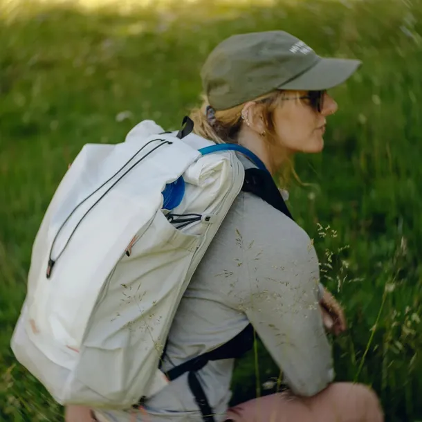 plecak-outdoor-peak-design-backpack-25l-bialy
