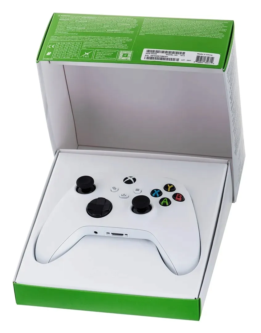 microsoft-xbox-series-controller-robot-white