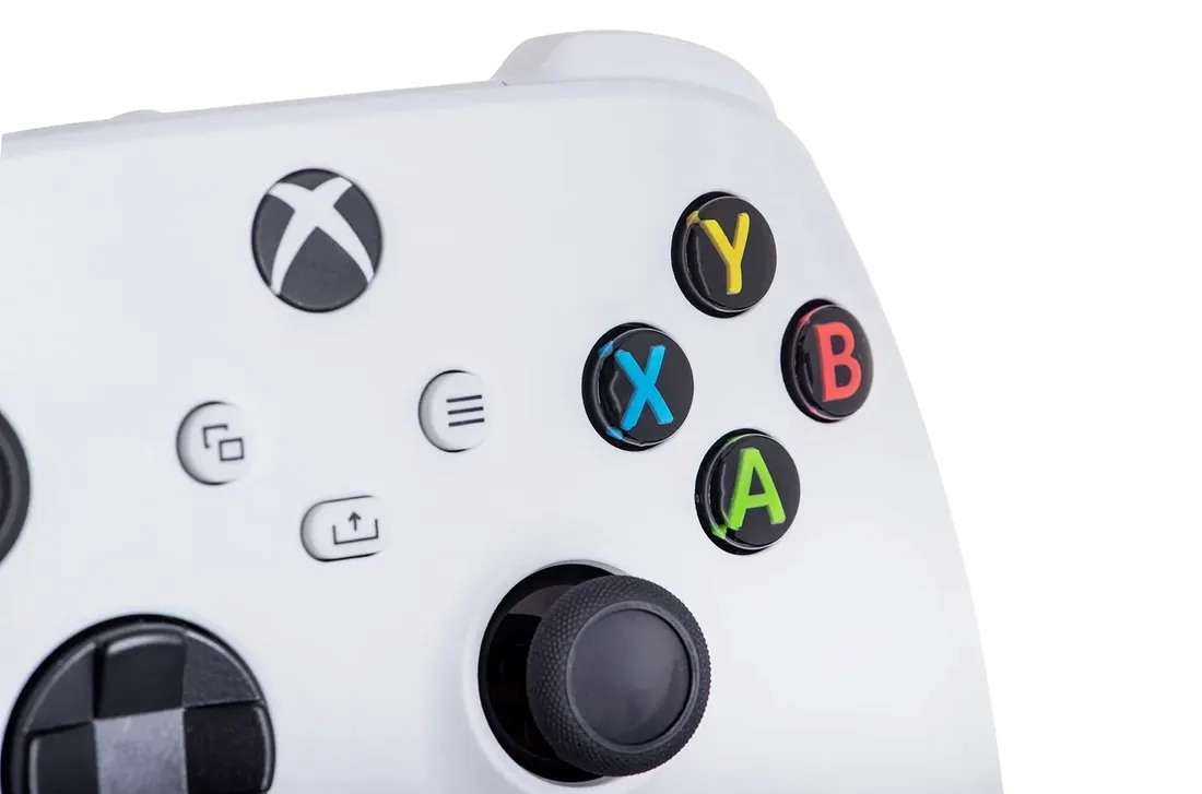 microsoft-xbox-series-controller-robot-white