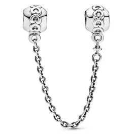 elegancka-srebrna-bransoletka-pandora-dla-kobiet-uniwersalny-styl