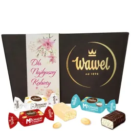 kuferek-na-dzien-kobiet-cukierki-praliny-michalki-kokosowe-biale-wawel-400g
