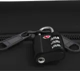 plecak-podrozny-2w1-cabin-zero-classic-tech-28l-absolute-black-stan-nowy-wysokosc-39-cm