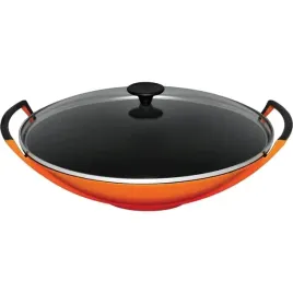 wok-zeliwny-le-creuset-36-cm-45-l-z-pokrywka-szklana-wulkaniczny