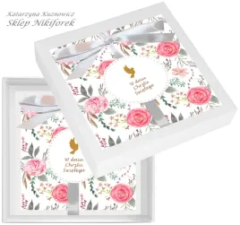 kartka-w-pudelku-na-chrzest-swiety-w-rozowe-kwiaty-roze-rozowa-biala