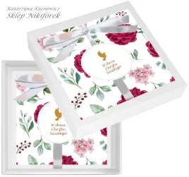 kartka-w-pudelku-na-chrzest-swiety-biala-w-kwiaty-czerwone-roze-bordowa