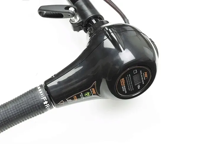 silnik-elektryczny-fox-80lbs-12v-bl-waga-z-opakowaniem-3-kg