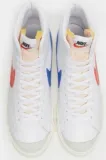 bq6806117-marka-nike