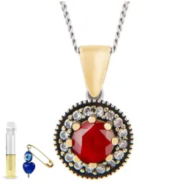 naszyjnik-milosci-z-pieknym-czerwonym-rubinem