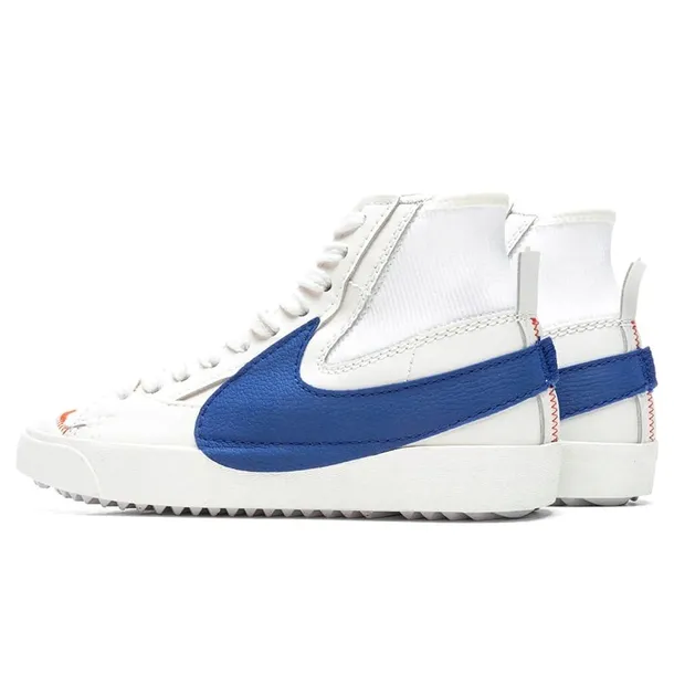 dr9868002-marka-nike