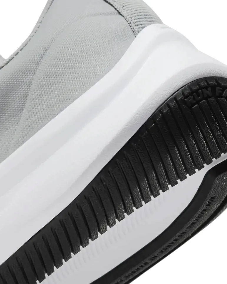 nike-star-runner-3-psv-stan-nowy