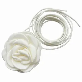 naszyjnik-choker-elegancki-kwiat-roza-krem-ozdoba-na-szyje-rzemyk-wiazany