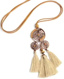 naszyjnik-na-rzemyku-fredzle-damski-dlugi-retro-folk-vintage-boho-pompon