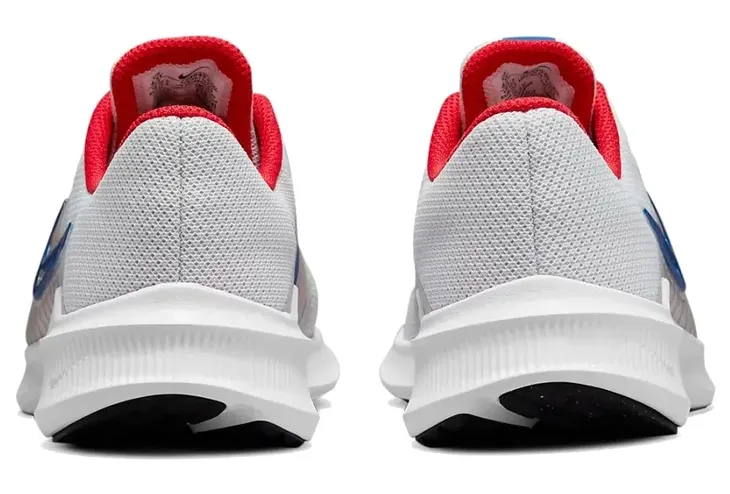 nike-downshifter-11-gs-kolor-szary-czerwony-niebieski-czarny