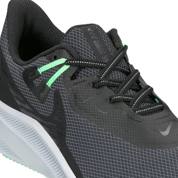 nike-quest-3-shield-marka-adidas