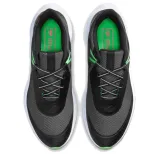 nike-quest-3-shield-wzor-dominujacy-logo