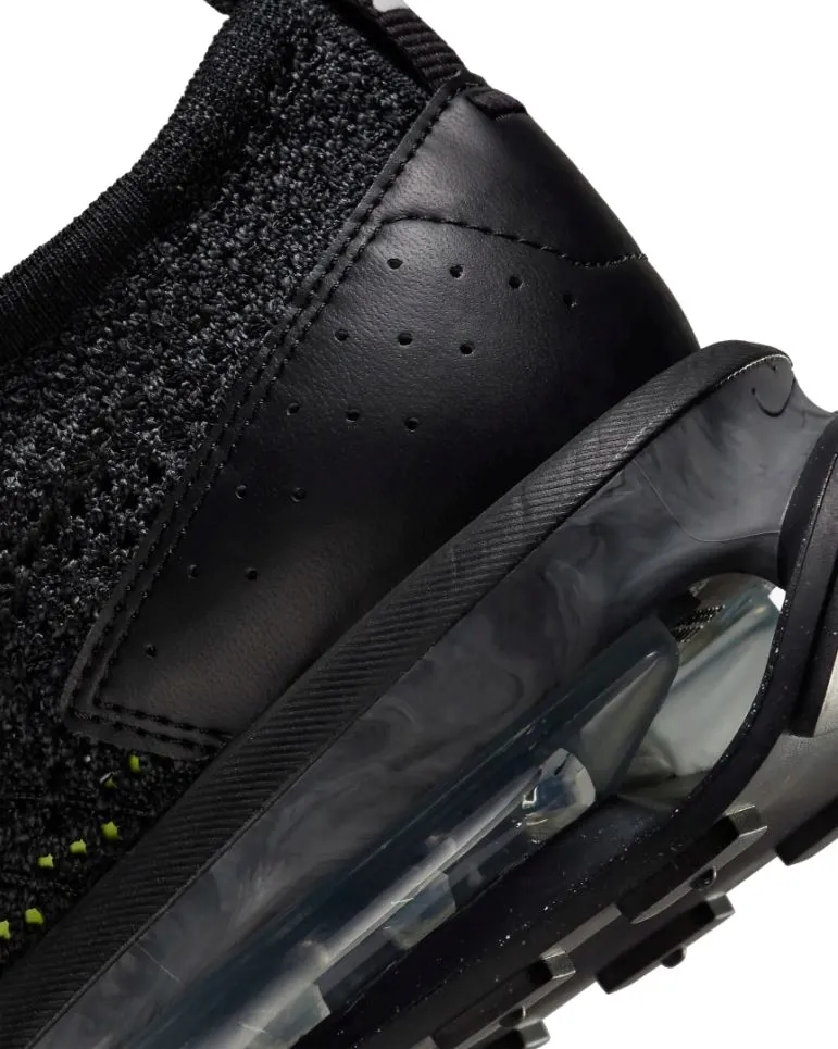 air-max-flyknit-racer