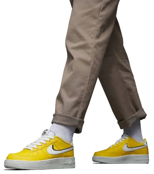 nike-air-force-1-lv8-gs-stan-nowy-bohater-brak