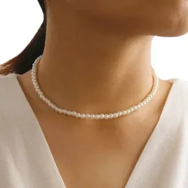 naszyjnik-perelki-szklane-biale-4-mm