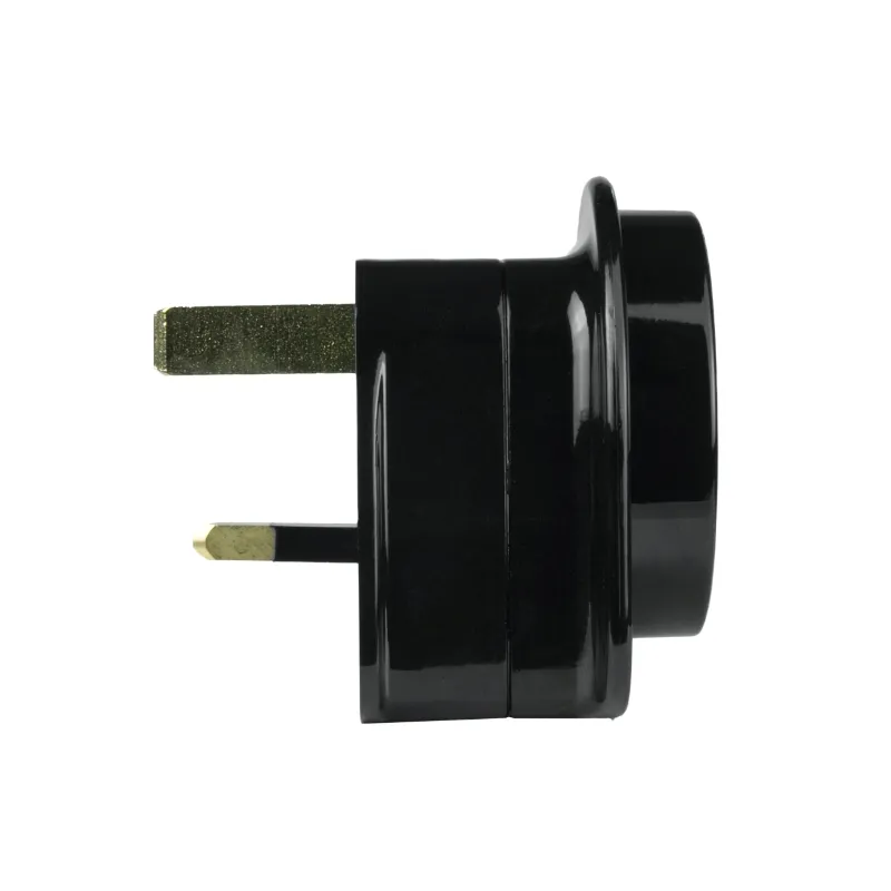 adapter-podrozny-uk-czarny