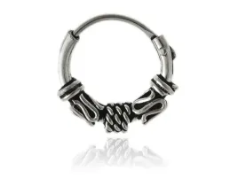 kolczyk-srebrny-na-chrzastke-nausznica-przeklute-ucho-kn155