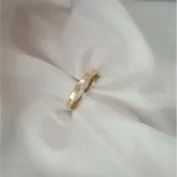 zloty-rozaniec-na-palec-585-kolor-dominujacy-zloty