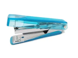 zszywacz-biurowy-polprzezroczysty-rozne-kolory