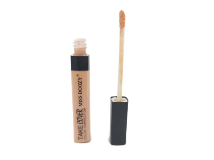 korektor-do-twarzy-miss-doozy-4-kolory-wielkosc-produkt-pelnowymiarowy