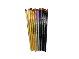 komplet-skosnych-pedzelkow-do-kresek-makijazu-10-szt