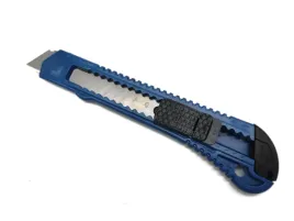 noz-tapicerski-nozyk-do-tapet-uniwersalny