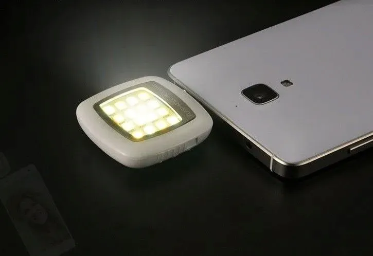 lampka-do-selfie-do-telefonu