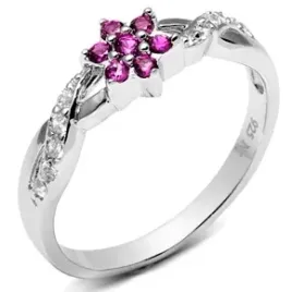 pierscionek-srebrny-kwiat-z-rubinowymi-cyrkoniami