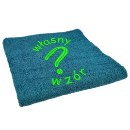 recznik-z-haftem-wlasnego-wzoru-logo-grafika-haftowana-70x140