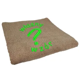 recznik-z-haftem-wlasnego-wzoru-logo-grafika-haftowana-50x100