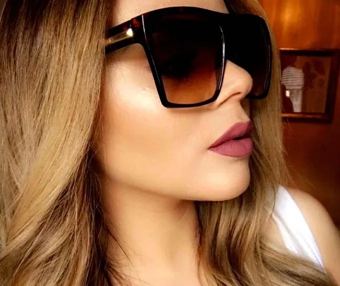 okulary-przeciwsloneczne-duze-kwadratowe-czarne-stan-nowy-kolor-czarny