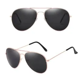 okulary-damskie-przeciwsloneczne-pilotki-czarne
