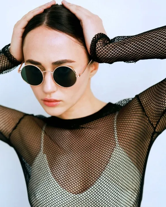 okulary-przeciwsloneczne-lenonki-okragle-modne-stylowe-soczewki-filtr-uv400