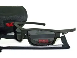 okulary-polaryzacyjne-do-jazdy-samochodem-kierowcy