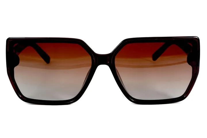 damskie-brazowe-okulary-przeciwsloneczne-uv400-polaryzacyjne-z-etui