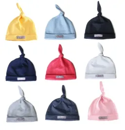 bawelniane-czapeczki-dla-noworodkow-kolory-supelek