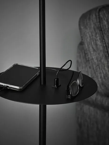 linear-podlogowa-1l-usb-czarna