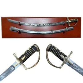 szabla-polska-husarska-wz-1750-z-paluchem-z-pochwa-na-tablo-grawerowana
