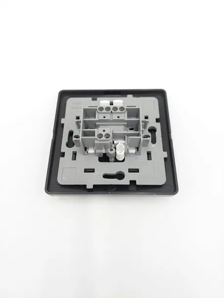 debflex-przelacznik-scienn-czarny-85-x-85-x-33-mm-rodzaj-wylacznik