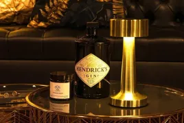 lampa-biurkowa-lee-zlota-wbudowana-bateria-led-lee-gold-king-home