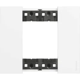 ramka-pojedyncza-legrand-bialy