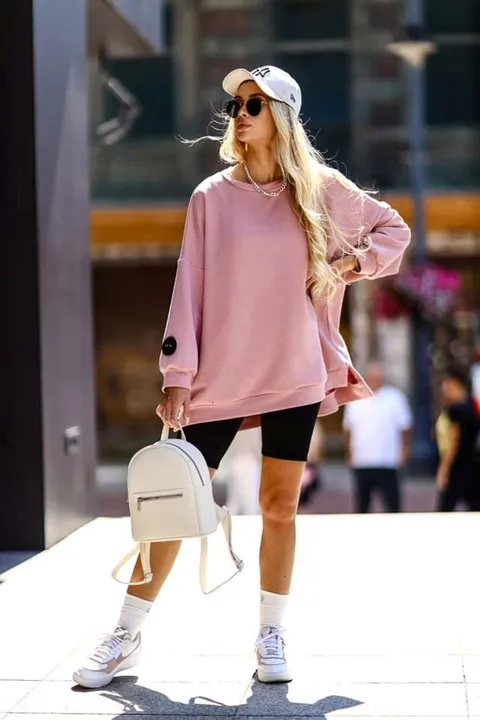 bluza-oversize-mucha-rozowa-me-gusta