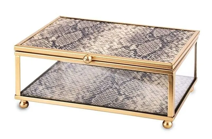 szklana-szkatulka-material-metal