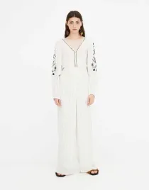 pull-and-bear-kremowy-kombinezon-paski-hafty-m