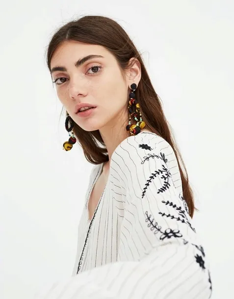 pull-and-bear-kremowy-kombinezon-paski-hafty-m-linia-regular