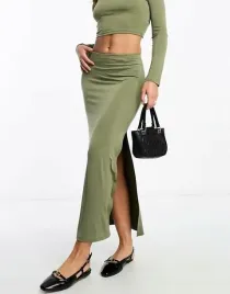 stradivarius-maxi-spodnica-rozciecie-wysoki-stan-4ov-nh2-s